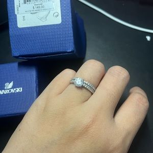 Swarovski.  I DO: ring set CZWH 55